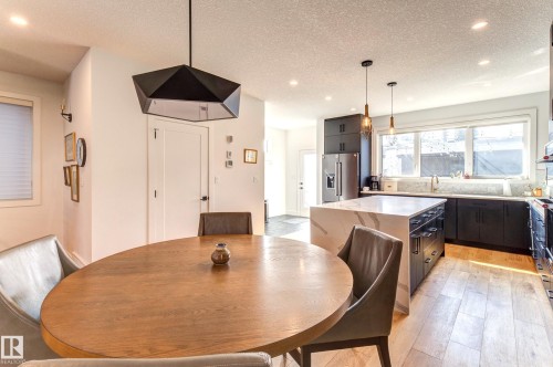 14717 92 Avenue, Edmonton, AB - Indoor Photo Showing Dining Room