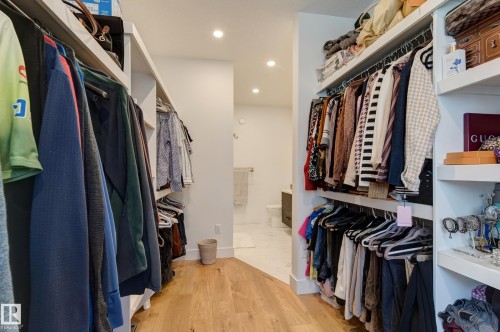 14717 92 Avenue, Edmonton, AB - Indoor With Storage