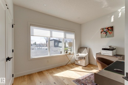 14717 92 Avenue, Edmonton, AB - Indoor