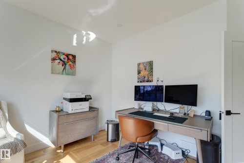 14717 92 Avenue, Edmonton, AB - Indoor Photo Showing Office