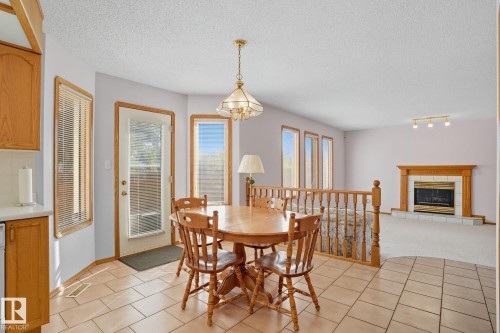 15535 70 Street, Edmonton, AB - Indoor Photo Showing Dining Room