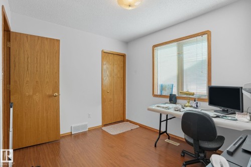 15535 70 Street, Edmonton, AB - Indoor Photo Showing Office