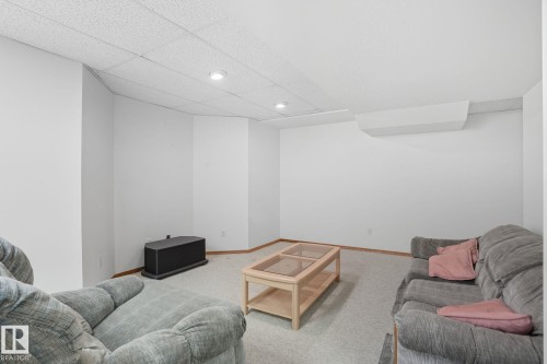 15535 70 Street, Edmonton, AB - Indoor