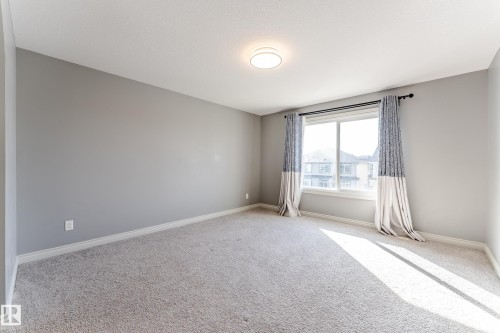 15907 18 Avenue, Edmonton, AB - Indoor Photo Showing Other Room