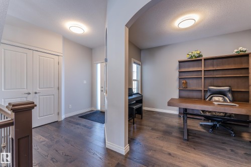 15907 18 Avenue, Edmonton, AB - Indoor Photo Showing Other Room
