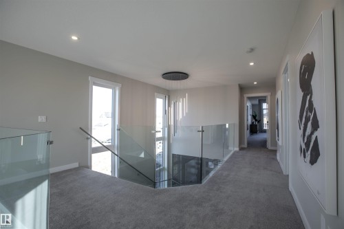 15807 30 Avenue, Edmonton, AB - Indoor Photo Showing Other Room