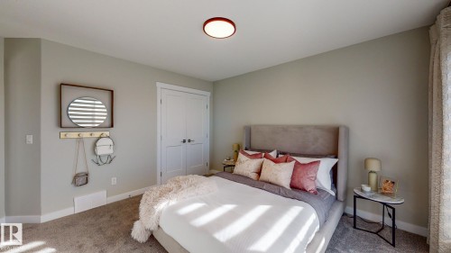 15807 30 Avenue, Edmonton, AB - Indoor Photo Showing Bedroom