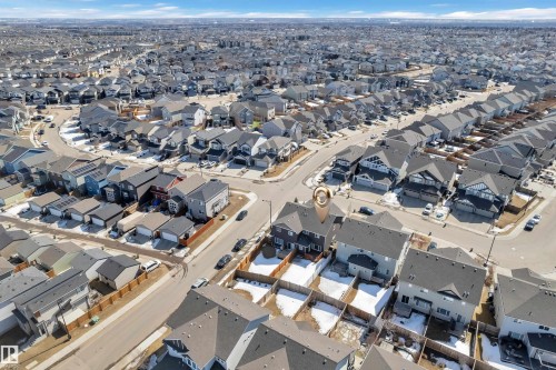 Aerial view of a residential neighbourhood featuring numerous properties with diverse architectural styles, each with private yards - 6406 169 Avenue, Edmonton, AB - Outdoor With View