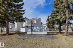 37 WOODVALE Village  Edmonton, AB T6L 1W4