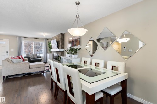 4026 Orchards Drive, Edmonton, AB - Indoor