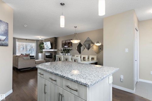 4026 Orchards Drive, Edmonton, AB - Indoor Photo Showing Kitchen With Upgraded Kitchen