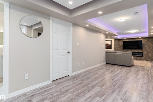 4026 Orchards Drive, Edmonton, AB - Indoor