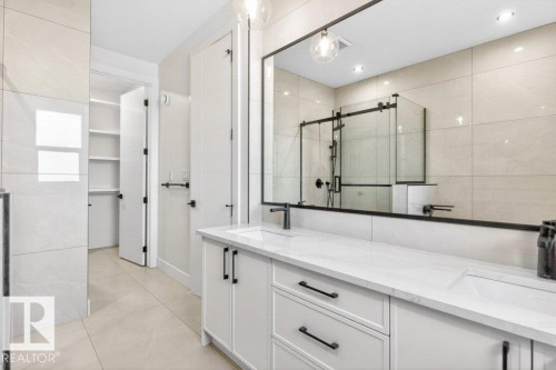 8506 148 Street Nw, Edmonton, AB - Indoor Photo Showing Bathroom