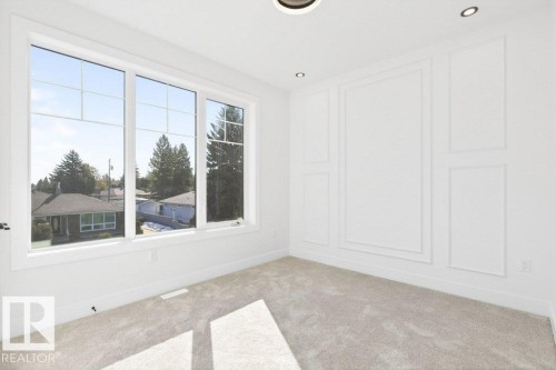 8506 148 Street Nw, Edmonton, AB - Indoor Photo Showing Other Room