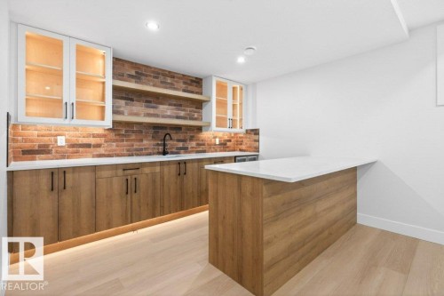 8506 148 Street Nw, Edmonton, AB - Indoor Photo Showing Kitchen