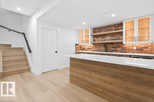 8506 148 Street Nw, Edmonton, AB - Indoor Photo Showing Other Room