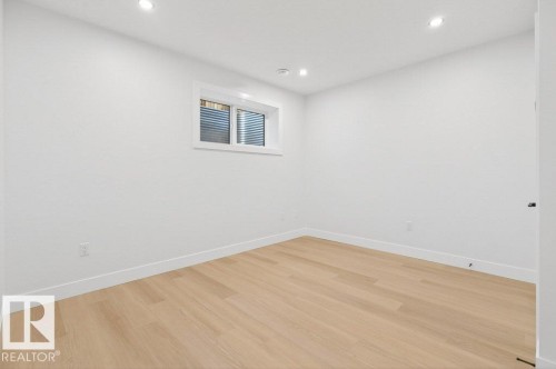 8506 148 Street Nw, Edmonton, AB - Indoor Photo Showing Other Room