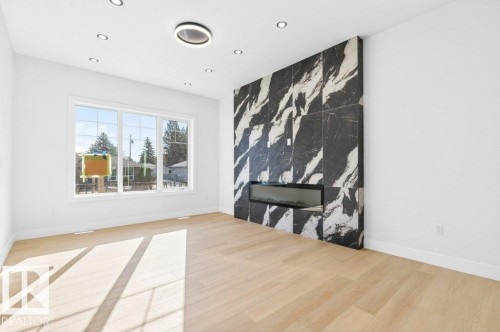 8506 148 Street Nw, Edmonton, AB - Indoor Photo Showing Other Room