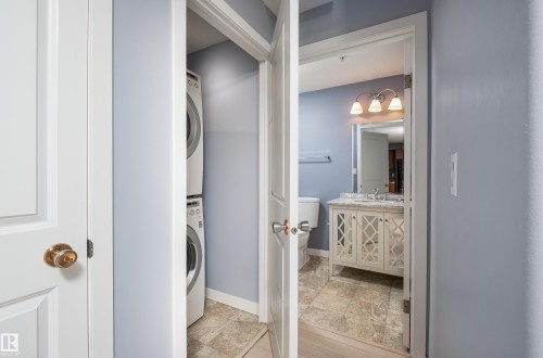 405 10535 122 Street, Edmonton, AB - Indoor