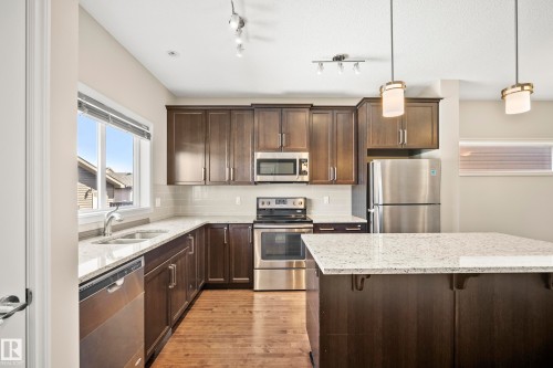 17625 60A Street, Edmonton, AB - Indoor Photo Showing Kitchen With Double Sink With Upgraded Kitchen