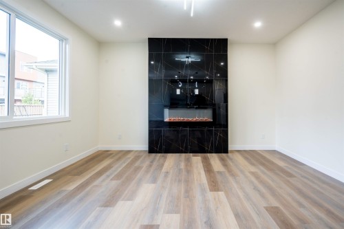 5720 176 Avenue, Edmonton, AB - Indoor