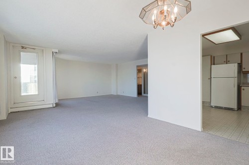 302 8340 Jasper Avenue Nw, Edmonton, AB - Indoor