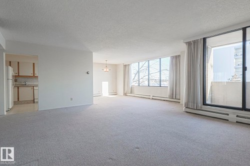 302 8340 Jasper Avenue Nw, Edmonton, AB - Indoor Photo Showing Other Room