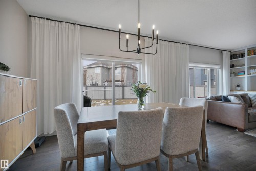 8945 24 Avenue, Edmonton, AB - Indoor Photo Showing Dining Room