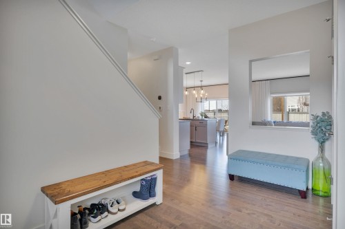 8945 24 Avenue, Edmonton, AB - Indoor Photo Showing Other Room