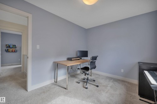 8945 24 Avenue, Edmonton, AB - Indoor Photo Showing Office