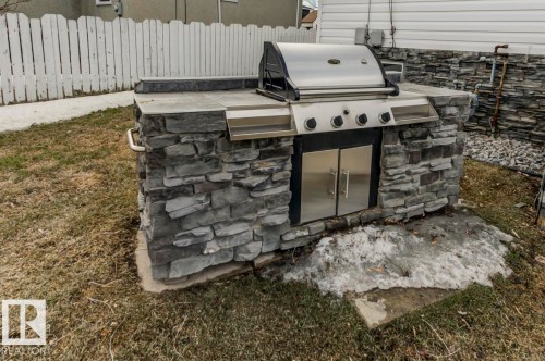 6015 106 Street, Edmonton, AB - Outdoor