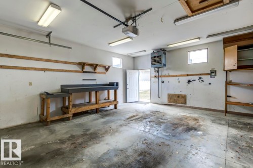 6015 106 Street, Edmonton, AB - Indoor Photo Showing Garage