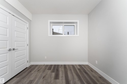 9338 Pear Link, Edmonton, AB - Indoor Photo Showing Other Room