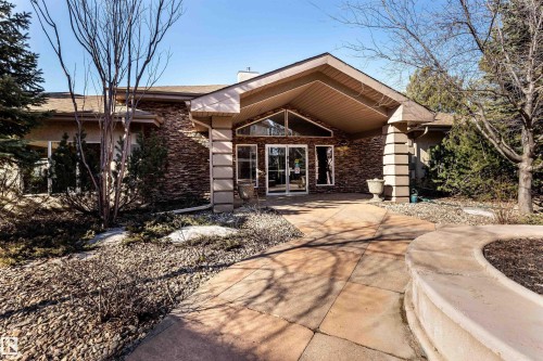 105 8912 156 Street, Edmonton, AB - Outdoor