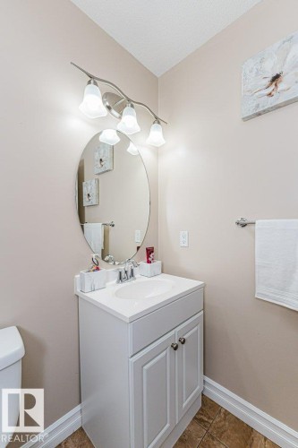 17 Cranberry Bend, Fort Saskatchewan, AB - Indoor