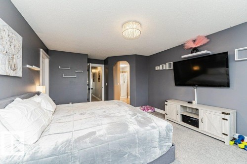 17 Cranberry Bend, Fort Saskatchewan, AB - Indoor Photo Showing Bedroom