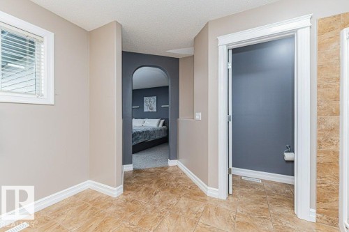 17 Cranberry Bend, Fort Saskatchewan, AB - Indoor Photo Showing Other Room