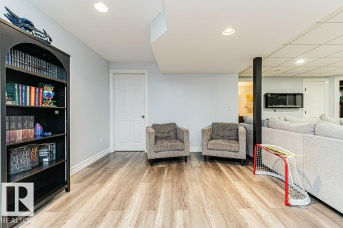 17 Cranberry Bend, Fort Saskatchewan, AB - Indoor