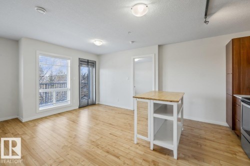 305 9523 160 Avenue, Edmonton, AB - Indoor