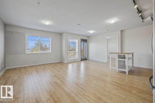 305 9523 160 Avenue, Edmonton, AB - Indoor