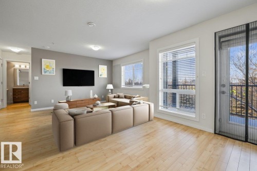 305 9523 160 Avenue, Edmonton, AB - Indoor