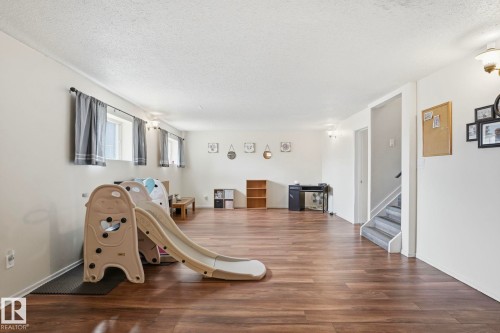 12340 St Albert Trail, Edmonton, AB - Indoor Photo Showing Dining Room