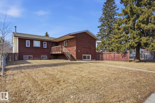 12340 St Albert Trail, Edmonton, AB - Outdoor