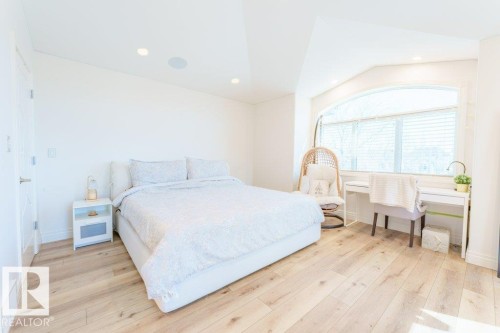 1144 119 Street, Edmonton, AB - Indoor Photo Showing Bedroom