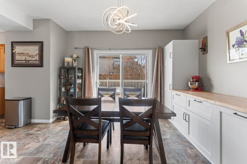 706 Robin Close, Cold Lake, AB - Indoor Photo Showing Dining Room