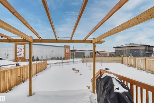 1727 Plum Crescent, Edmonton, AB - Outdoor