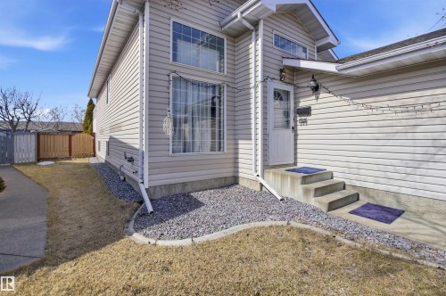 3940 33 Street, Edmonton, AB - Outdoor