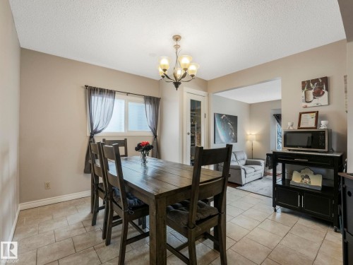 9945 163 Street Nw, Edmonton, AB - Indoor Photo Showing Dining Room