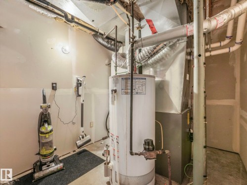 9945 163 Street Nw, Edmonton, AB - Indoor Photo Showing Basement