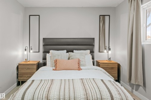 3429 120 Avenue, Edmonton, AB - Indoor Photo Showing Bedroom